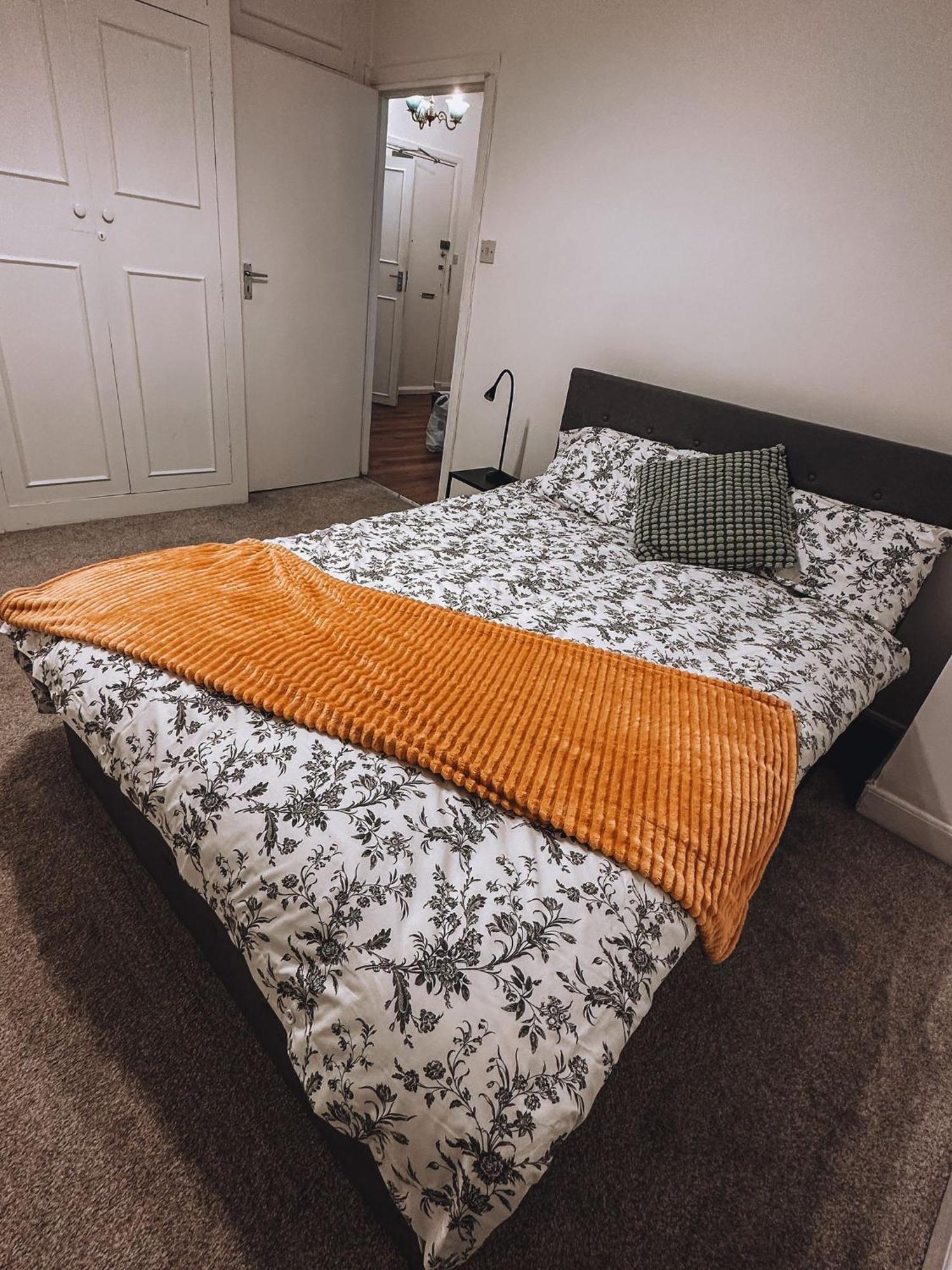 Cosy 2 Bedroom Apartment In Swiss Cottage. London Eksteriør bilde